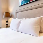 Elegant South Kensington Retreat